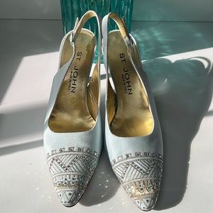 St. John Aztecs Linea 75 heels in Ice Blue size 7B